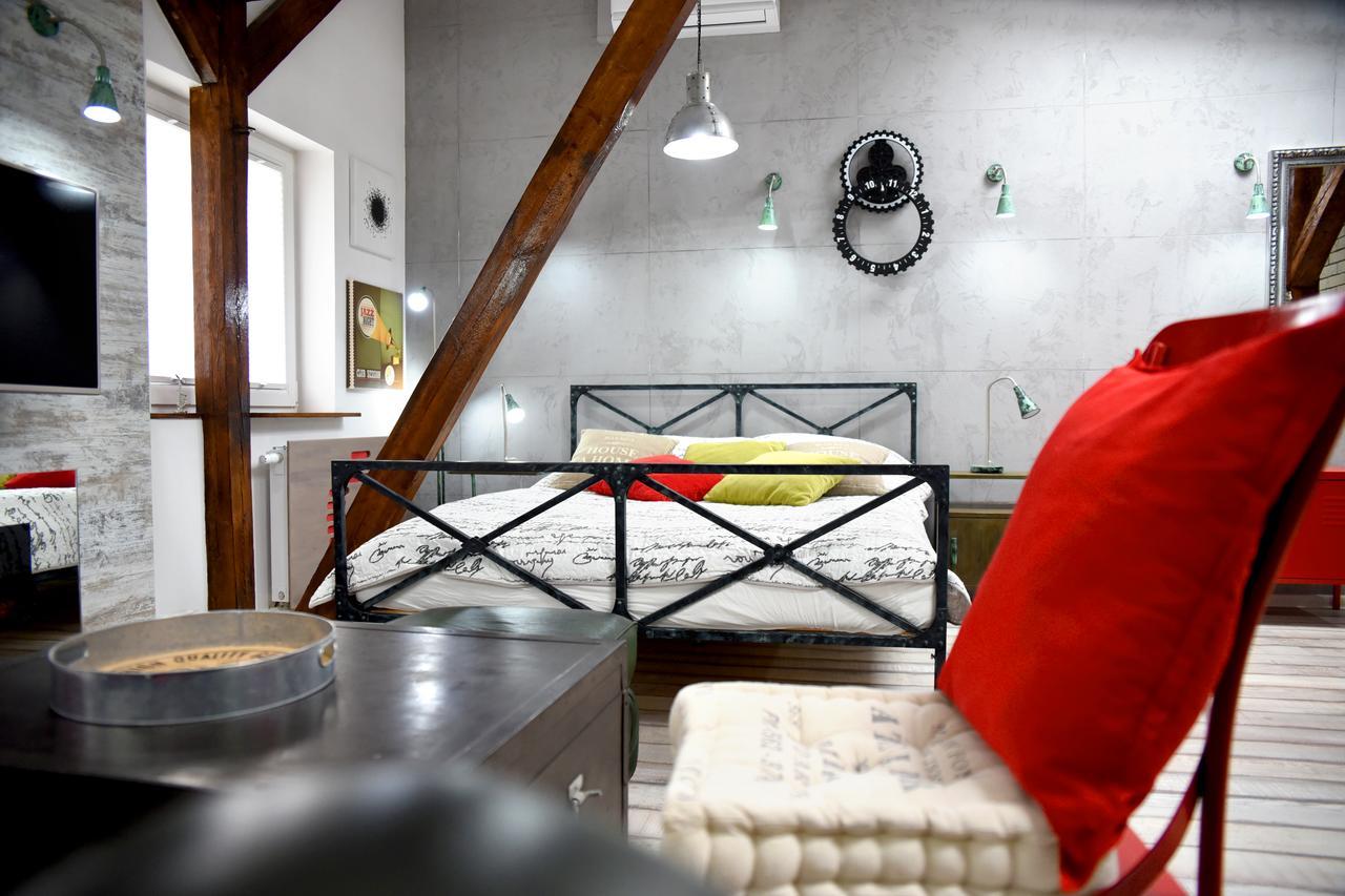 In The Attic Unikatowe Apartmenty By Stayly Щецин Экстерьер фото